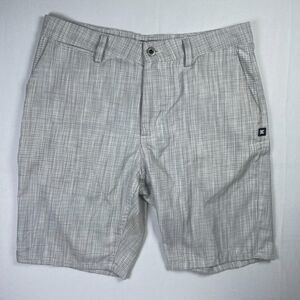 DC‎ Chino Shorts Men's 31 Gray Slash Pockets Mid-Rise Straight Golf Outdoor